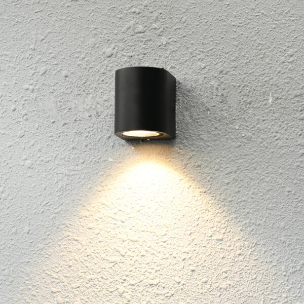 Outdoor wall light Lux Genta – outdoor wall lights in sandblasted black and aluminum