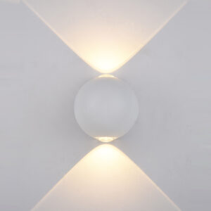 Outdoor wall light Lux Carsoli – outdoor wall lights in white and aluminum